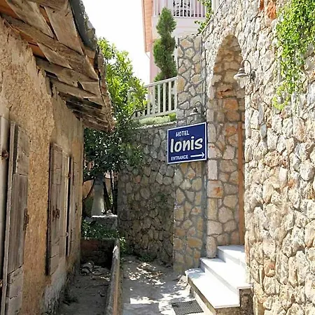 Ionis Lefkáda